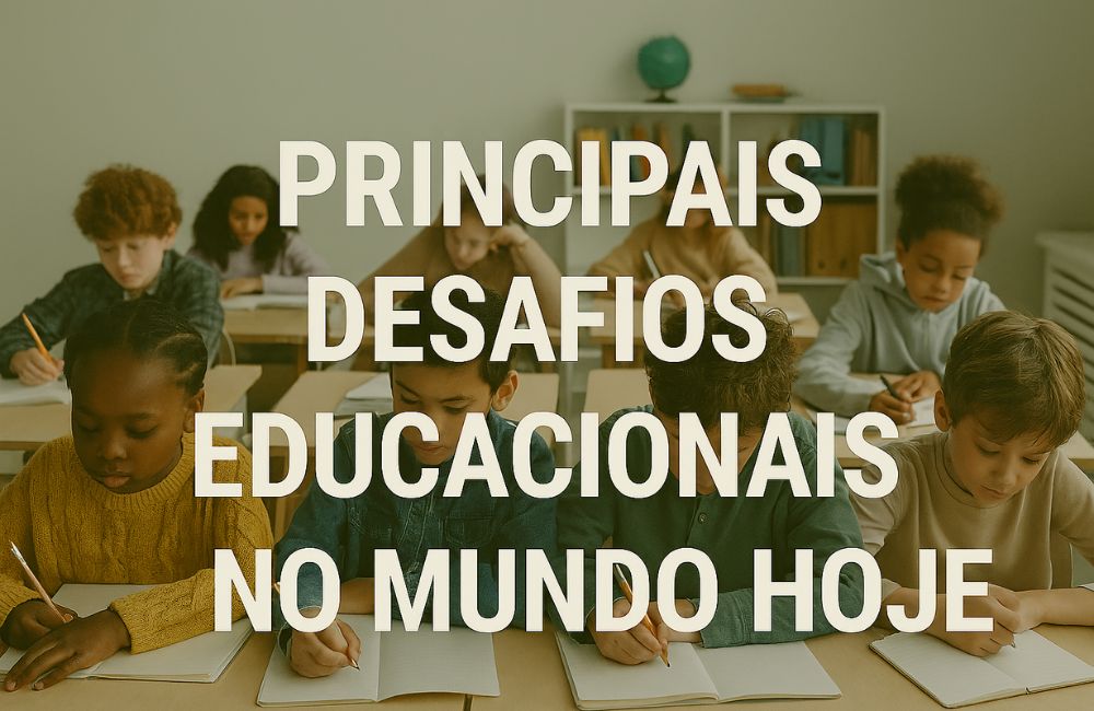 Estudantes em sala de aula escrevendo em cadernos, em imagem sobre os principais desafios educacionais no mundo hoje